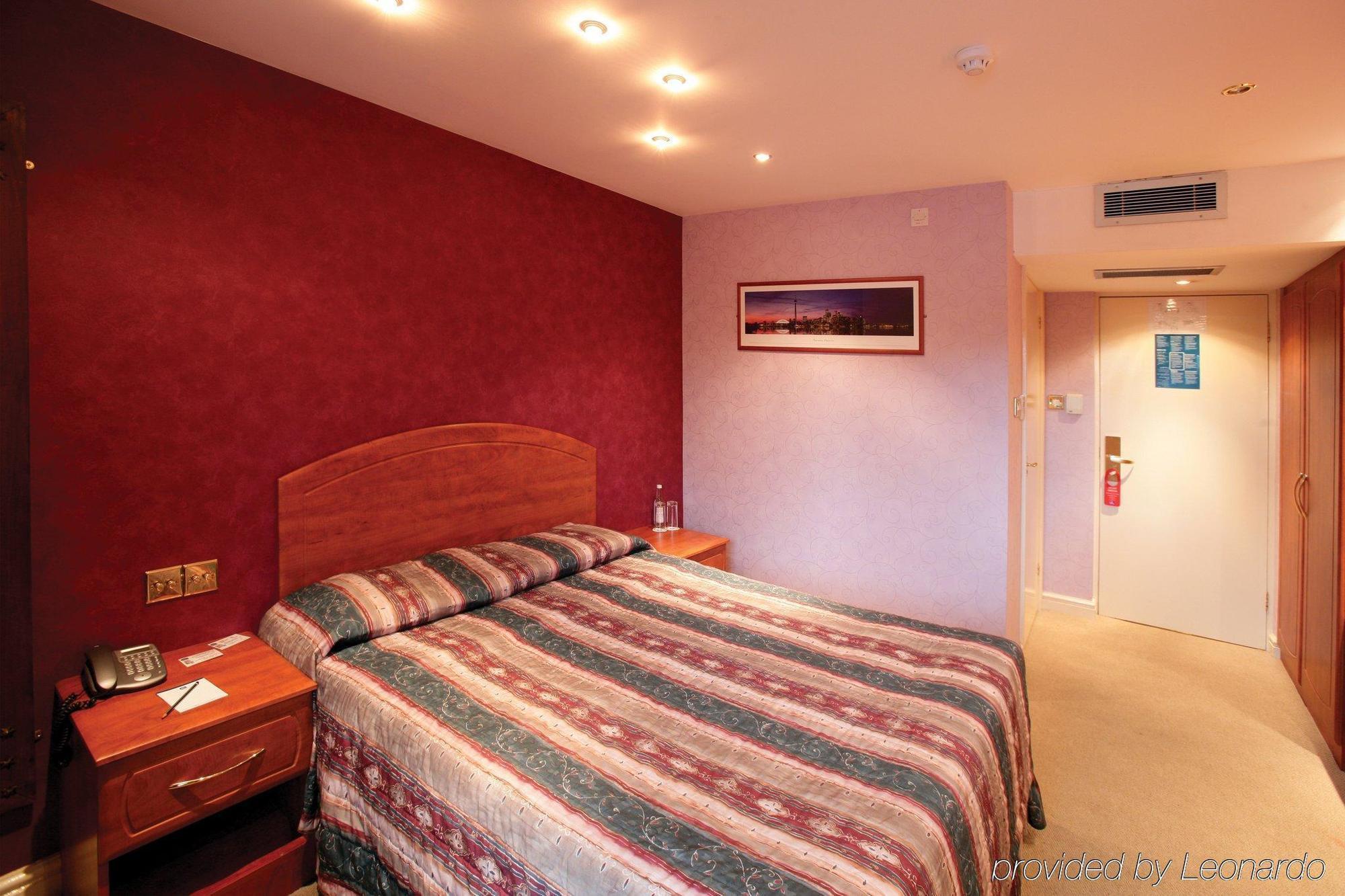 The Peacock Townhouse Hotel Kenilworth - Warwick Rom bilde