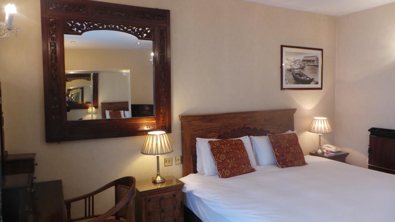 The Peacock Townhouse Hotel Kenilworth - Warwick Eksteriør bilde
