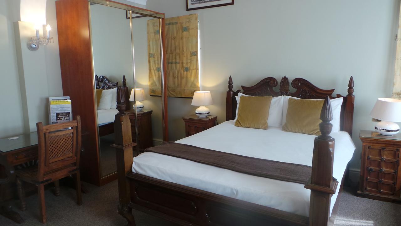 The Peacock Townhouse Hotel Kenilworth - Warwick Eksteriør bilde